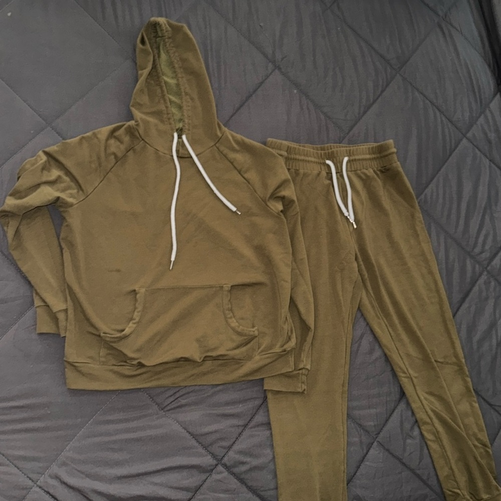 Olive Green Casual Sweatsuit